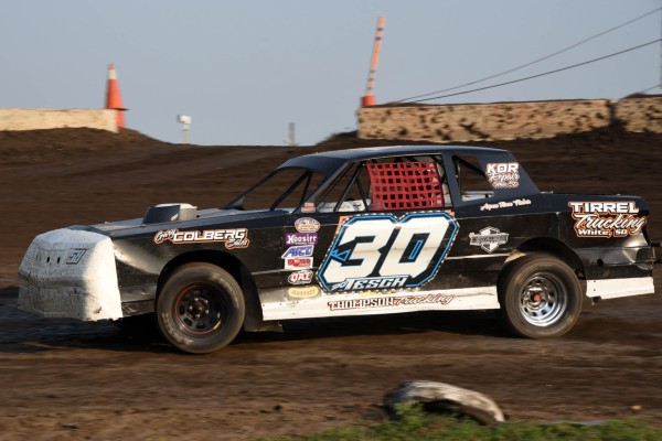 2021 ST 30 DJ TESCH 725C.jpg