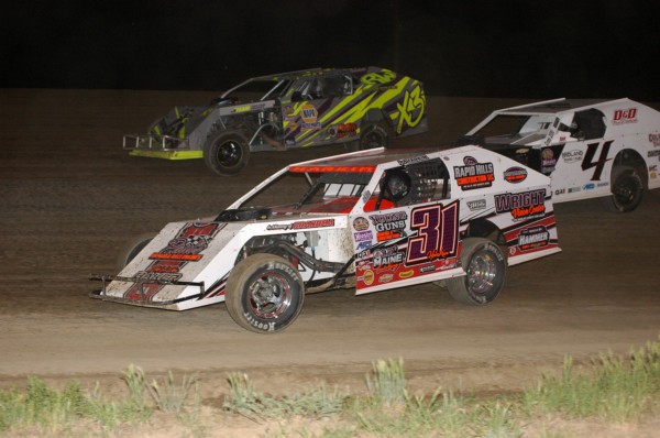 2021 X MW GETTING BUSY IN TURN 3 612.jpg