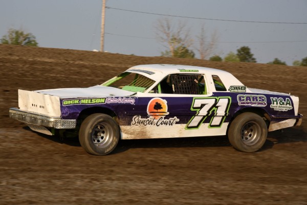 2021 B 71 DUSTIN HINRICHS 724.jpg