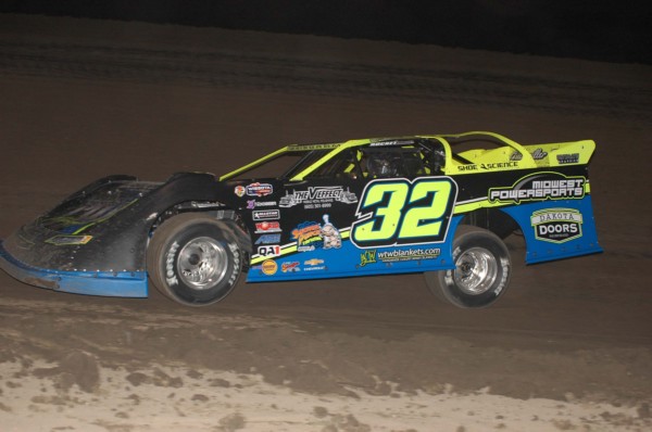 2022 A 32 PAT WEISGRAM 610.jpg