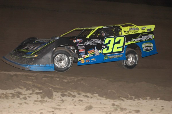 2022 A 32 PAT WEISGRAM 610A.jpg