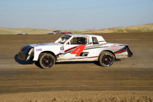 2022 B 4 DINO GRONNING 716B.jpg
