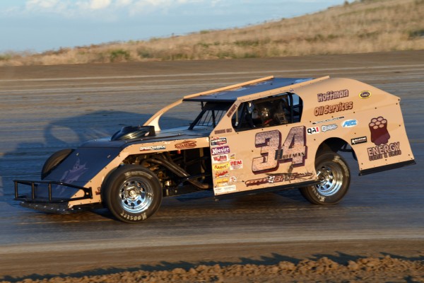 2022 MW 34 ROB HOFFMAN 730A.jpg