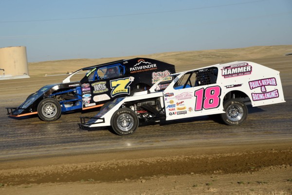 2022 X MW ALLEN VS LEIKER HEAT RACE 87.jpg