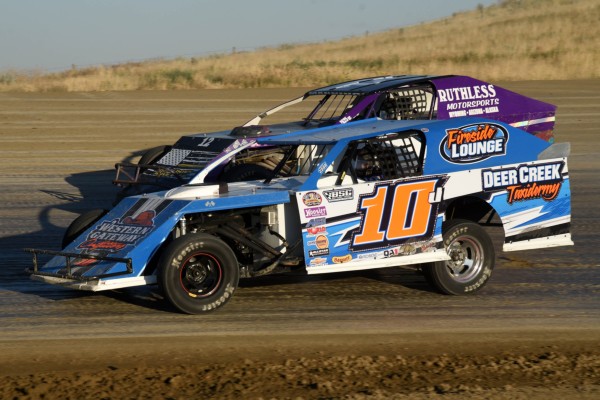 2022 X MW THE GUYS AND GIRLS OF MIDMOD RACING 87.jpg