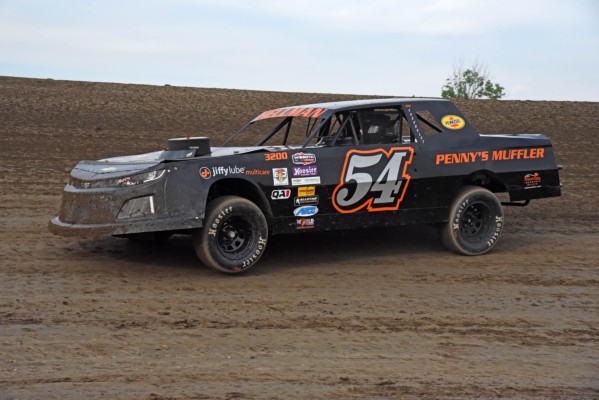 2022 ST 54 GEOFF HELLMAN 611A.jpg