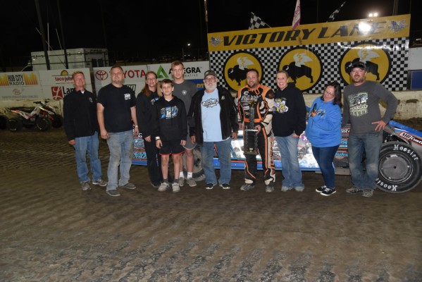 2023 XX WINNER MIKE STEARNS AND CREW 826.jpg
