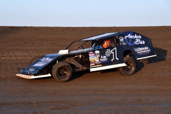 2023 MW 1 TONY SMITH 825B.jpg