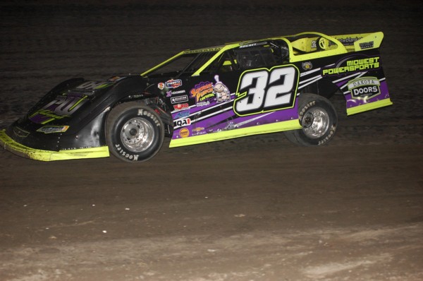 2023 A 32 PAT WEISGRAM 825.jpg
