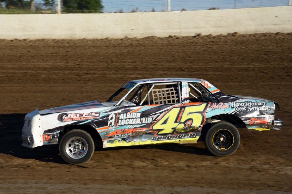 2023 B 45 TRAVIS LANDAUER 72A.jpg