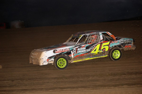 2023 B 45 TRAVIS LANDAUER 93A.jpg