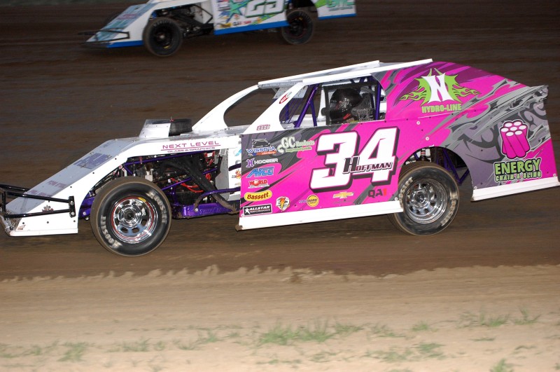2023 MW 34 ROB HOFFMAN 520B.jpg