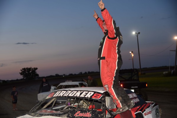 2023 XX WINNER ANDY BROOKER 729B.jpg