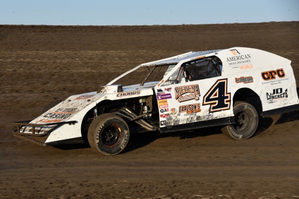 2024 MW 4 NICK PERRY 82A.jpg