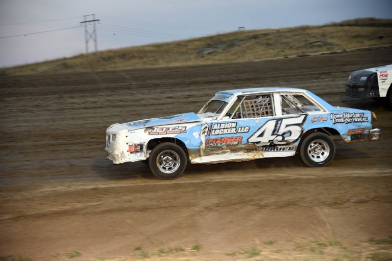 2024 B 45 TRAVIS LANDAUER 91A.jpg
