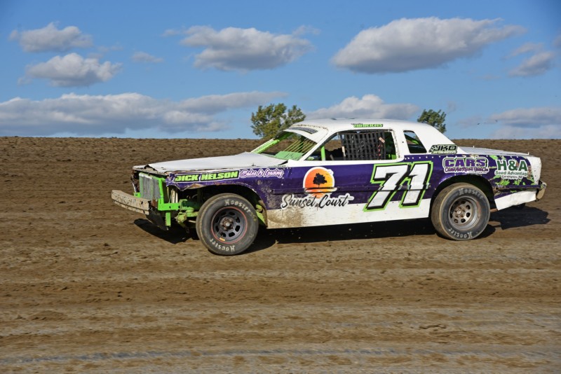 2024 B 71 DUSTIN HINRICHS SANS NOSE 921.jpg