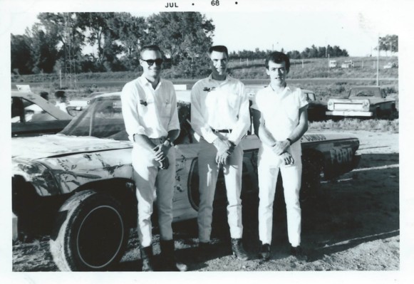 1968 JERRY KREBER AND CREW.jpg