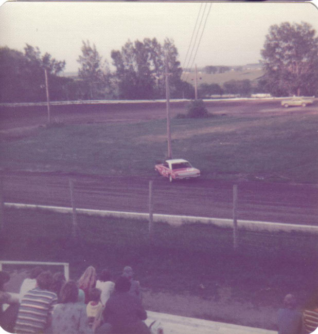 1975a