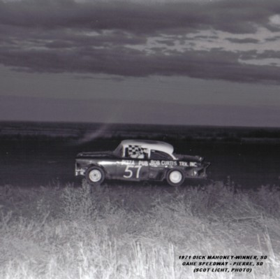 1971 A 57 DICK-MAHONEY.jpg