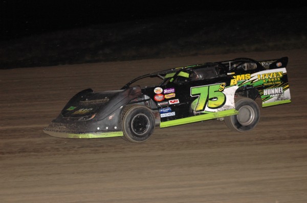 2016 A 75 MIKE JAGER 93B.jpg