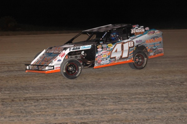 2016 M 41 TONY LEIKER 92A.jpg