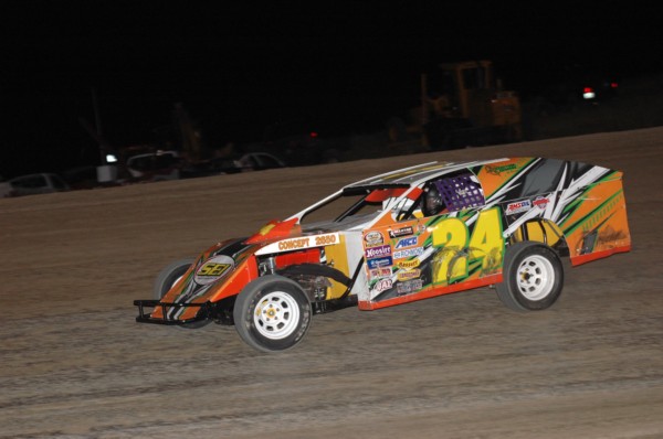 2016 MW 24 PERRY BENNETT 92.jpg