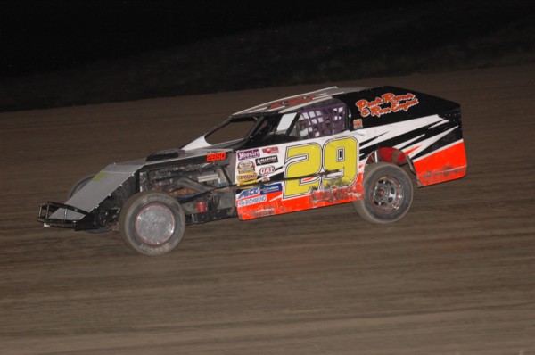 2016 MW 29 ALAN FARLEY 93A.jpg