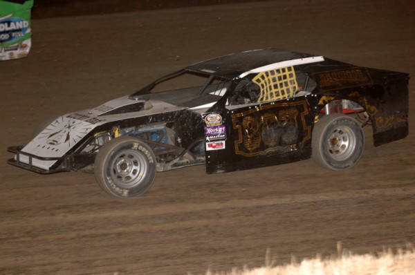2016 MW 307 QUINN BAU.jpg