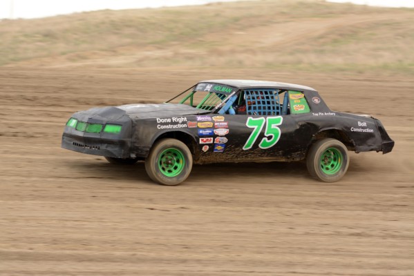 2016 B 75 DON HOLMAN 423.jpg