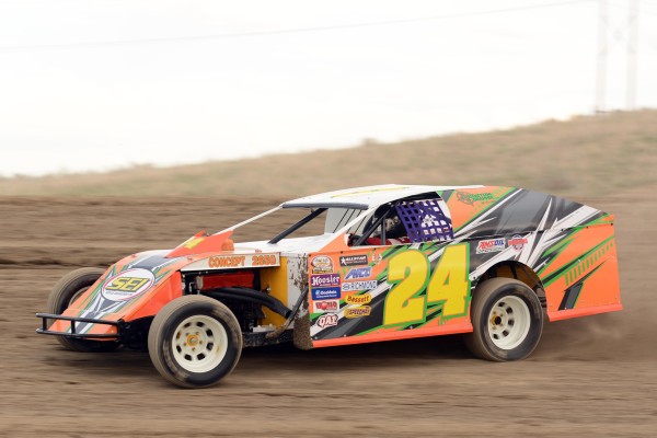 2016 MW 24 PERRY BENNETT 423.jpg