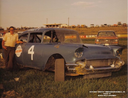 1975 C 4 BOB SIMPFENDERFER.jpg