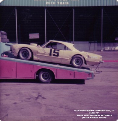 1975 A 15 REGGIE BROWN.jpg