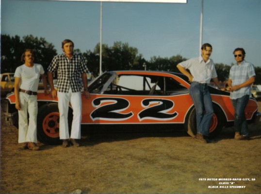 1975 A 22 BUTCH MURNER.jpg