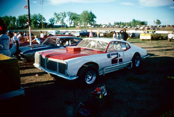 1976