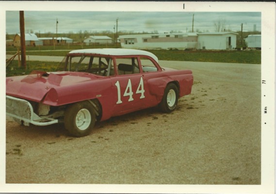 1971 C 144 CRAIG AMICK.jpg