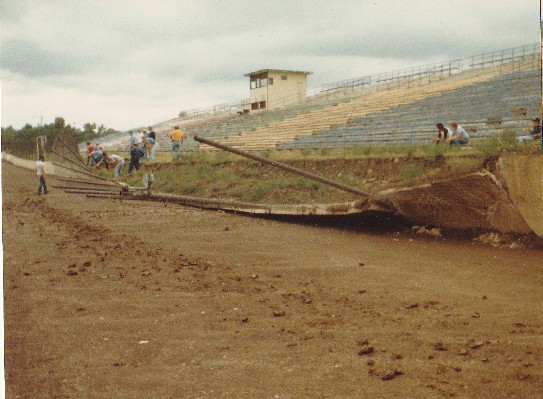 1982 BHS FRONT STRETCH WALL 8.jpg
