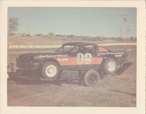 1975 A 09.jpg