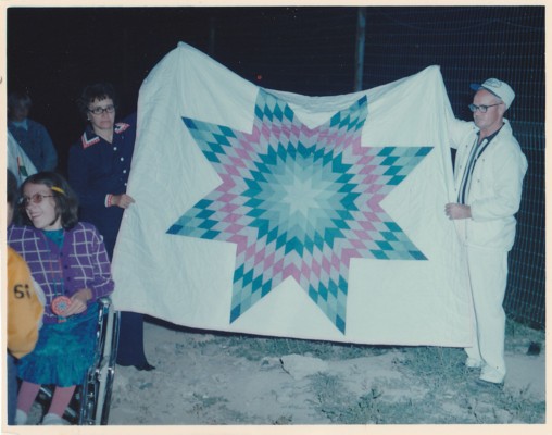 1975 X BHS QUILT FOR GEORGE AND LOIS DAVIS.jpg