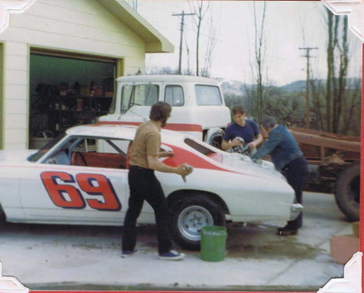 1975 LES STADEL 11