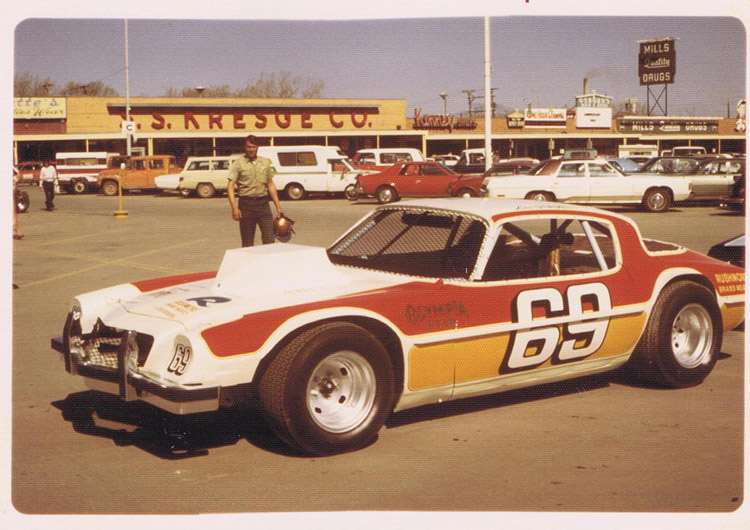 1976 LES STADEL 12