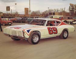 1975 LES STADEL 22